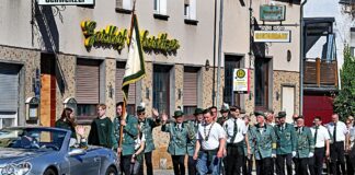 Kirmesumzug – ein fester Bestandteil der Rübenacher Kirmes
